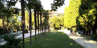 Мисхорский парк, пляж и набережная, наш видеоэкскурс август 2018 Мисхорский парк, пляж и набережная, наш видеообзор август 2018