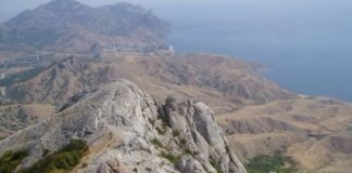 Гора Эчки-Даг (Козья гора), горный хребет у Лисьей бухты Хребет Эчки-Даг (Козья гора), Судак