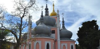 Храм Святителя Иоанна Златоуста на Поликуровском холме, Ялта Храм Святителя Иоанна Златоуста на Поликуровском холме, Ялта