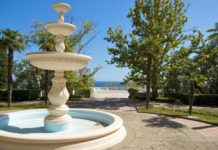 Парк Чукурлар в Ялте, старинный парк-памятник садово-паркового искусства