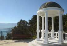 Золотая беседка «Вдохновение» в парке Монтедор, Никитский ботанический сад