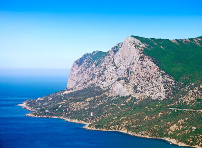 Батилиман в Крыму, начало XX века: как русская интеллигенция построила удивительную творческую колонию на берегу Ласпи Батилиман в Крыму, начало XX века: как русская интеллигенция построила свою творческую колонию на берегу Ласпи